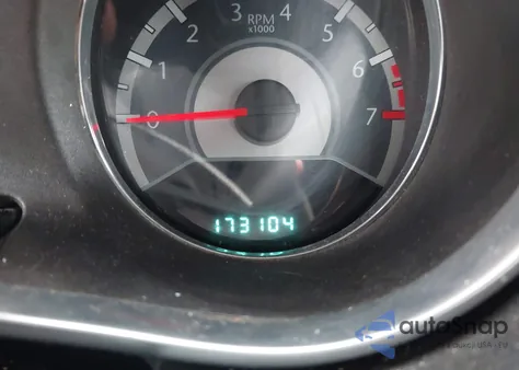 2013 Chrysler 200 Touring z USA, uszkodzony, nr VIN 1C3CCBBB2DN567418